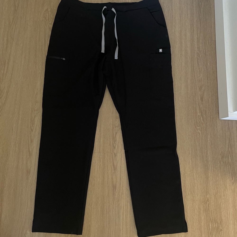 NWT FIGS yola skinny scrub pants